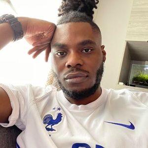 Meet your Posher, Fabrice